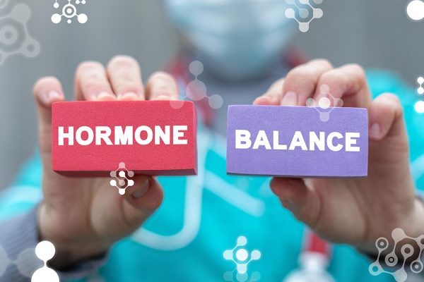5 Cara Mengatasi Kelelahan Kronis dengan Keseimbangan Hormon 5 Cara Mengatasi Kelelahan Kronis dengan Keseimbangan Hormon