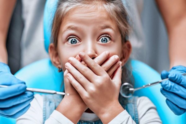 10 Cara Merawat Gigi Anak agar Tidak Takut ke Dokter Gigi