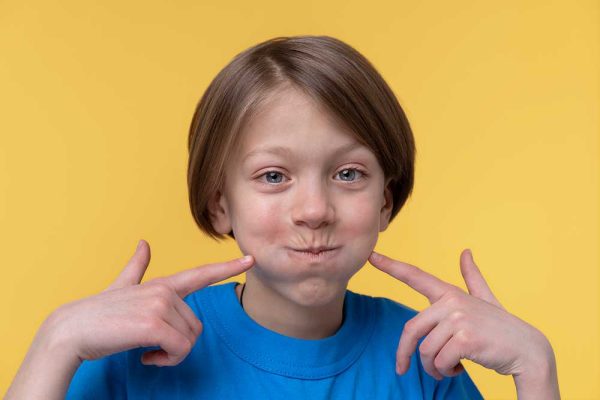 5 Cara Menjaga Kesehatan Rahang Anak Sejak Dini